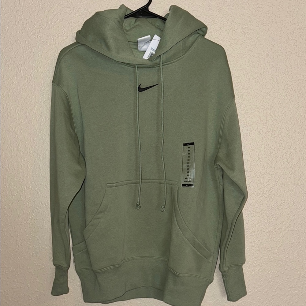 Nike Women’s Green Hoodie - oversized